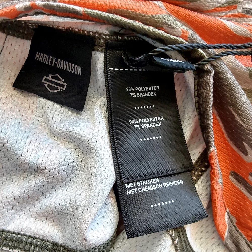 Harley-Davidson® Men's Modern Camo Pattern Neck Gaiter